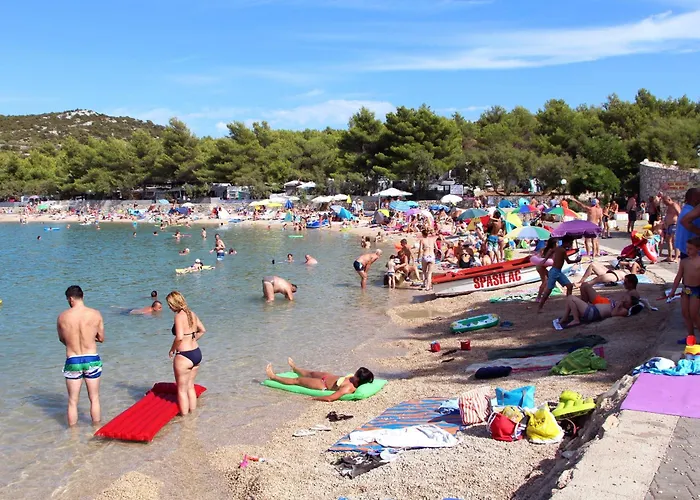 Appartamento By The Sea Tisno, Murter - 24209